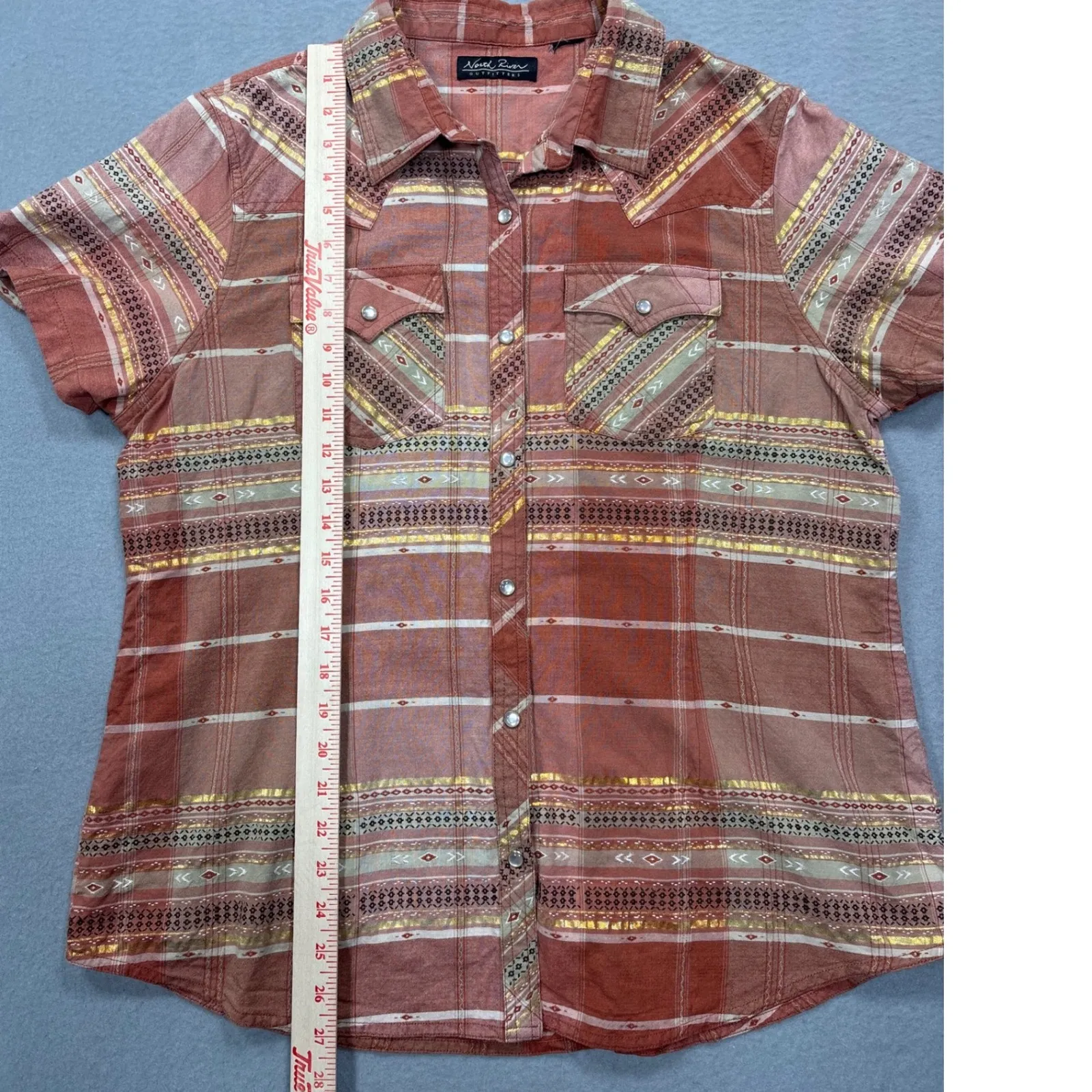 North River Outfitters Women's Size Large Red Geometric Plaid Western Snap Shirt - Image 7