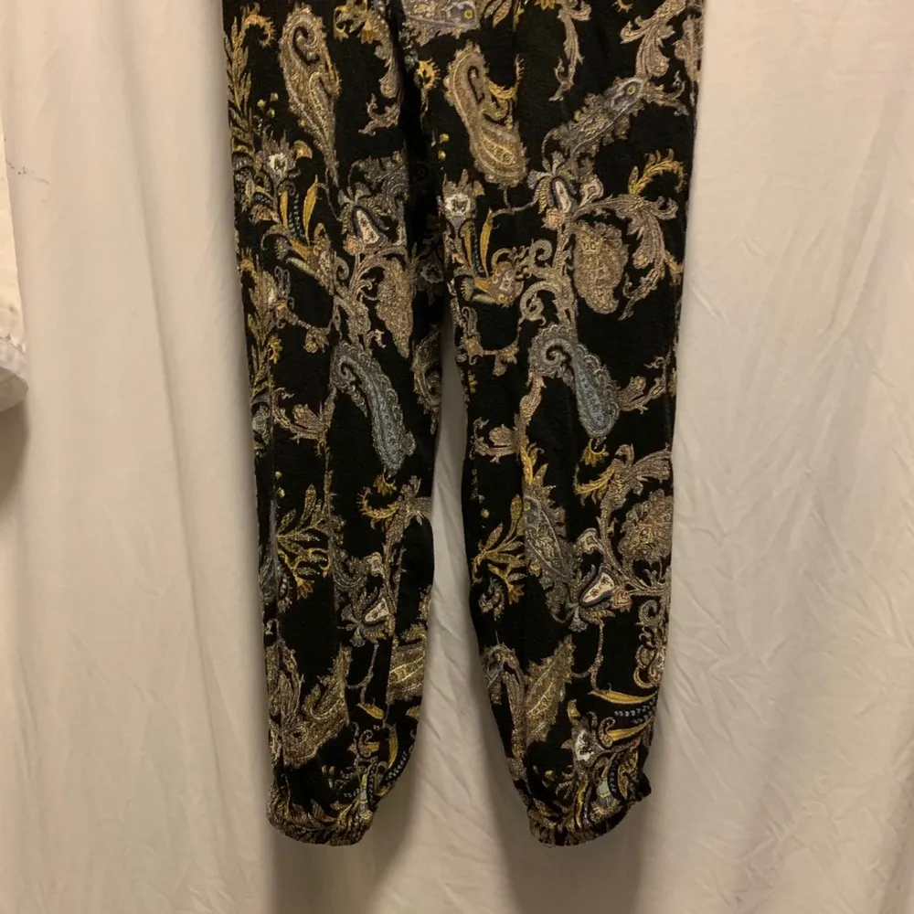 Xhilaration Boho hippy Paisley Cuffed Hem Pants Joggers Womens XS - Image 4
