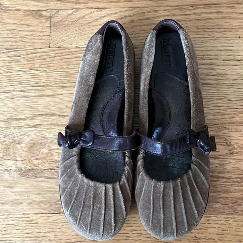 Born W11238 Ruched Brown Leather Mary Jane Strap Bow Slip - Image 2