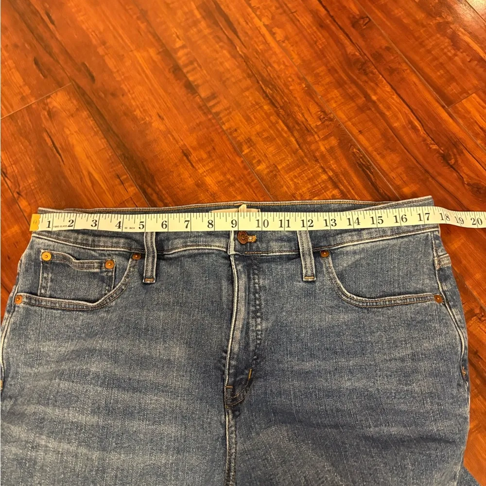 Madewell Women's Raw Hem Kick Out Cropped casual blue denim Jeans size 20(35) - Image 14