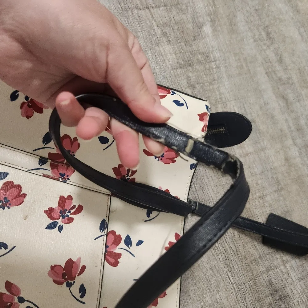 Kate Spade Cara Garden Toss Shoulder Bag - Image 14