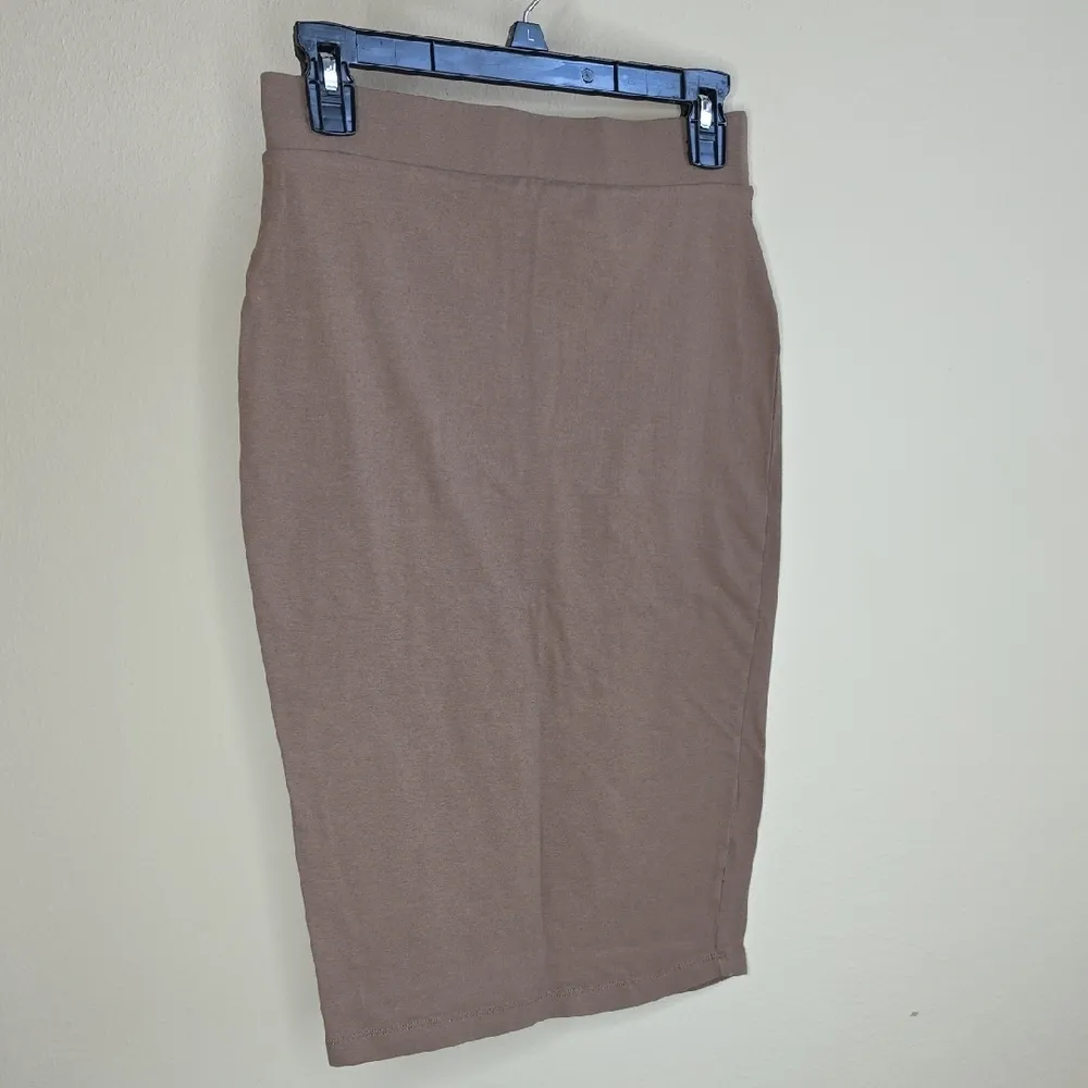 Zenana Outfitters Midi Pencil Skirt Brown Medium - Image 4