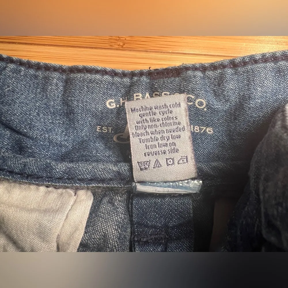 GH Bass Women's 100% Cotton Blue Chambray Denim Lightweight Capri Pants|Size:0 - Image 15