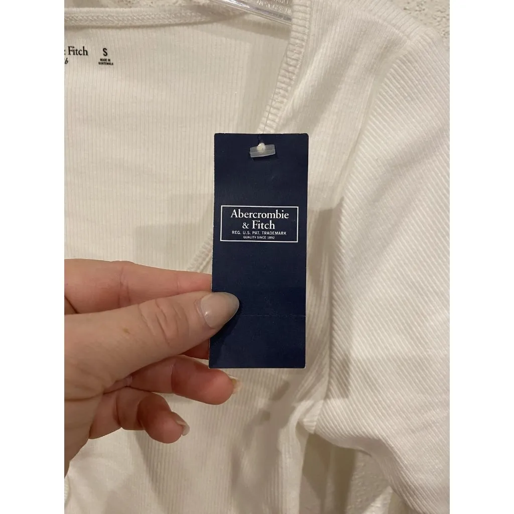 Abercrombie & Fitch Shirt Womens Small White Soft Ribbed Tie Front Crop Top - Image 4