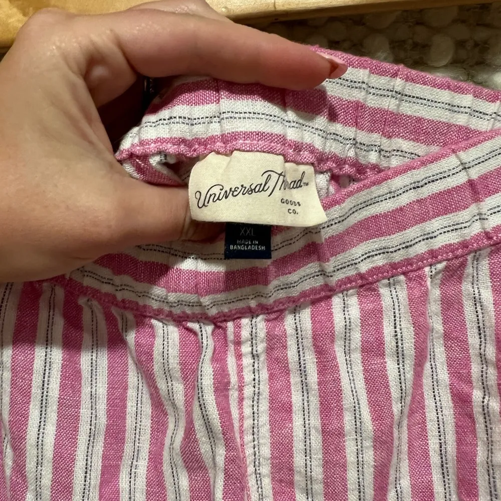 Universal Thread Striped Linen Shorts - Image 3