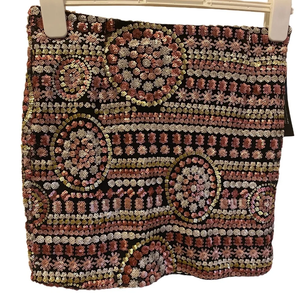 NWT WYLDR Sequin Skirt, Size XS - Image 3
