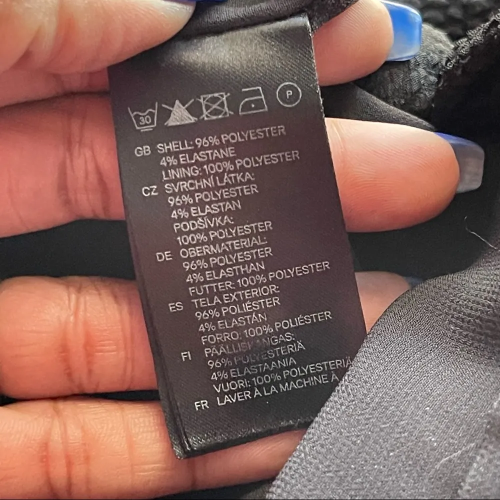 H&M | Black Textured Mod Inspired Dress Sz 4 - Image 13