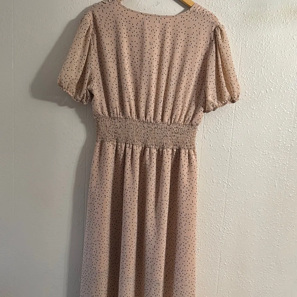 Elegant Cream Polka Dot Dress Pink Size XL - Image 10