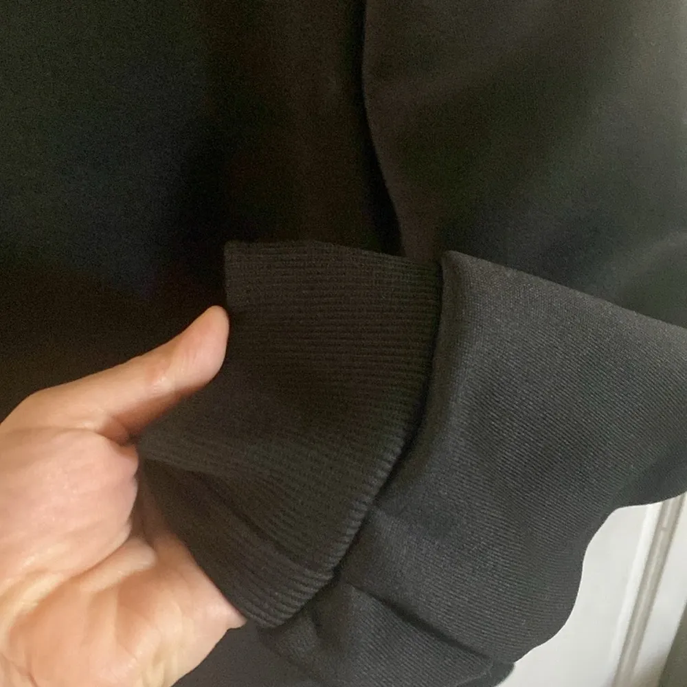 Unisex crew neck relaxed fit sweatshirt NWOT Green Size L - Image 4