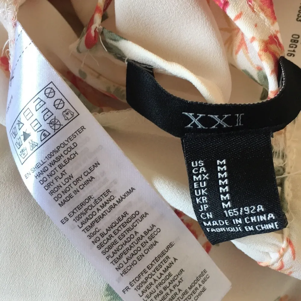 Floral Chiffon Ruffle Crop Top - Image 7