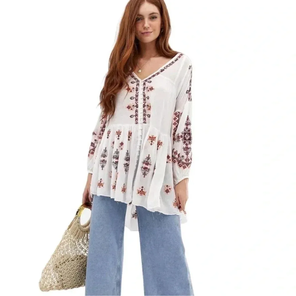 Free People Ariana White and Red embroidered tunic top size X Small - Image 3