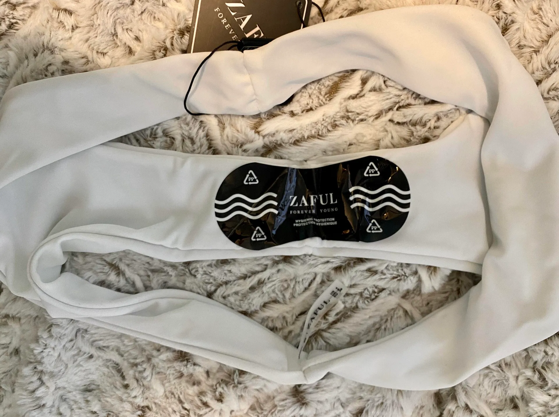 Zaful Cheeky Bikini Bottom - Image 4