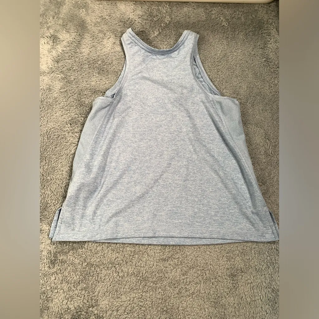 Athleta uptempo Light blue Tank Top - Image 4