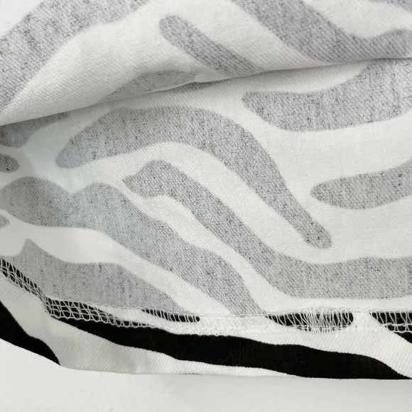 New  Current Mood Zebra Print Chain Mini Skirt Black White - Image 10