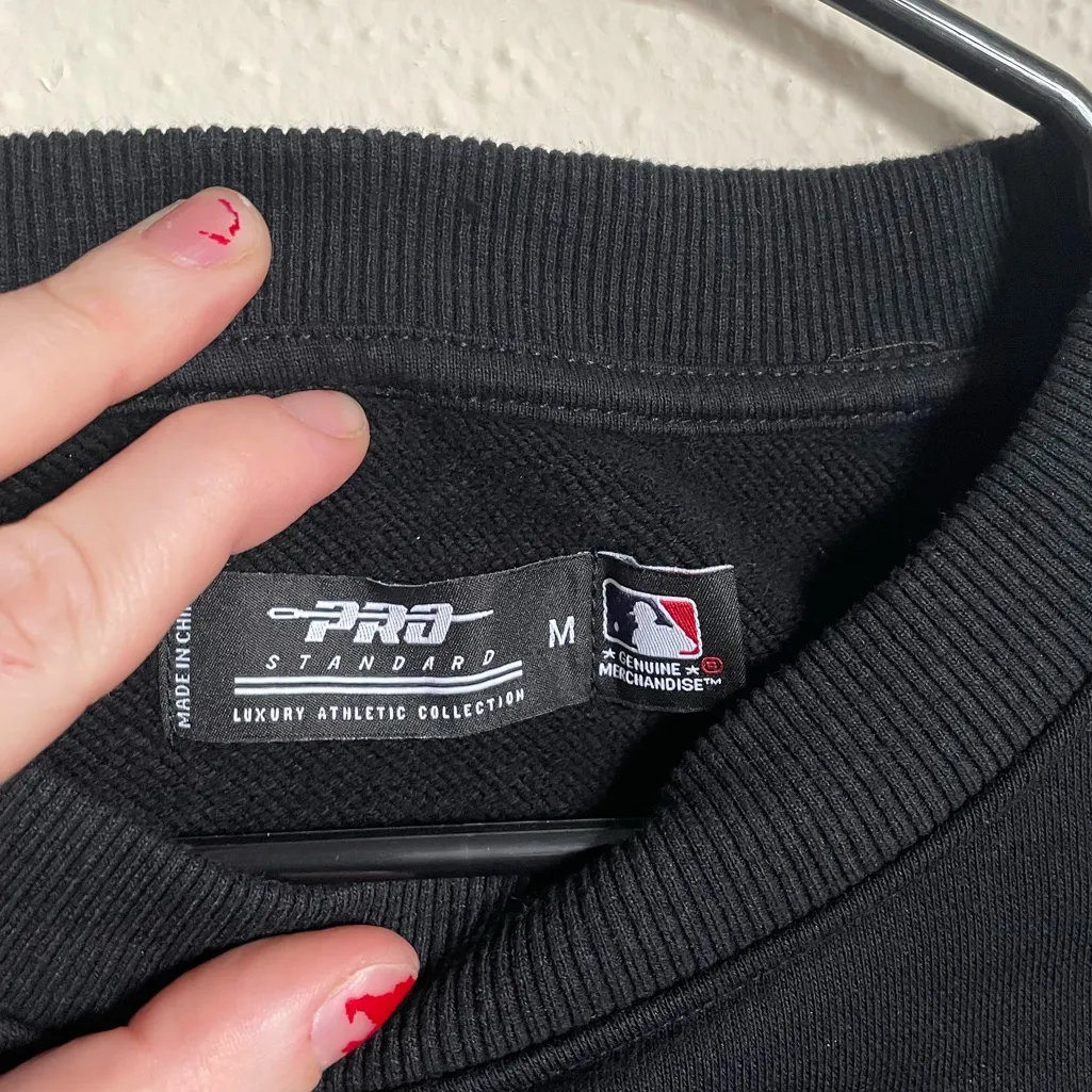 Pro Standard Boston Red Sox Crop Top Sweater Black Size M - Image 6