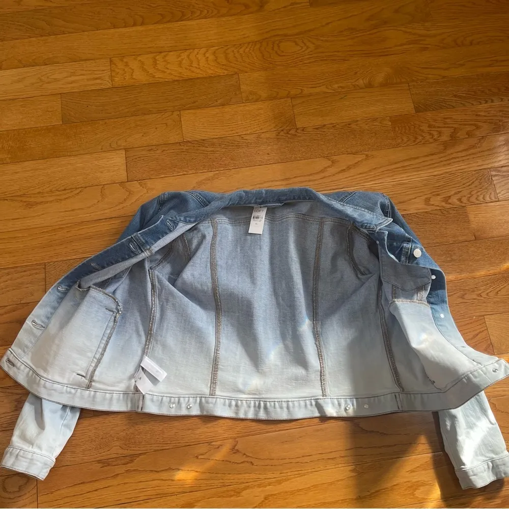 LOFT Ombre Jean Denim Jacket Blue To White Modern Distressed Size XL - Image 8