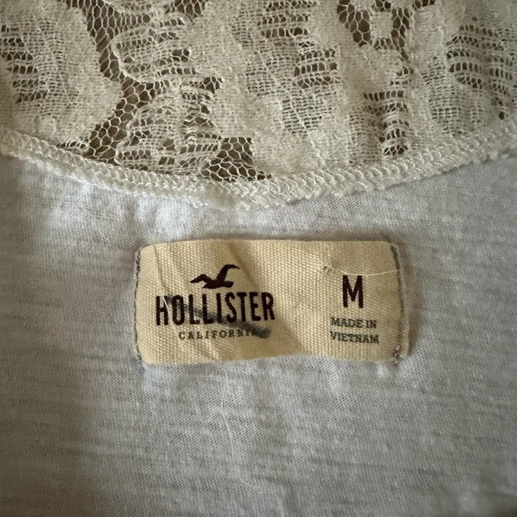 Hollister Ivory Lace Camisole - Image 4