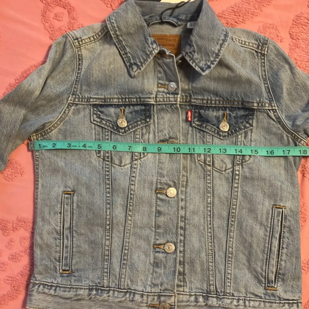 Levi's Levi’s trucker denim jacket, size small NWT - Image 7