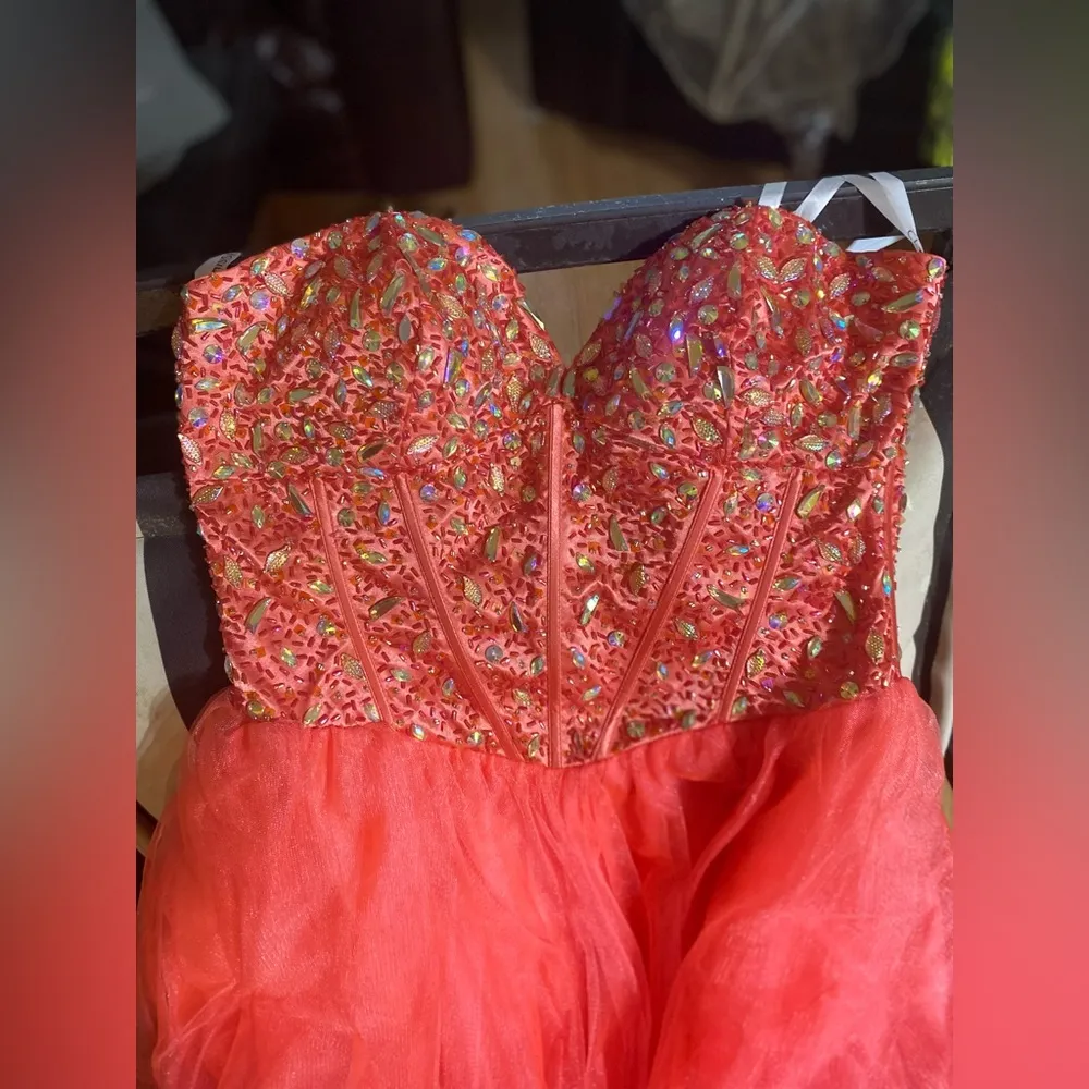 Clarisse Coral short bedazzled formal homecoming prom ladies 11/12 DD chest - Image 3