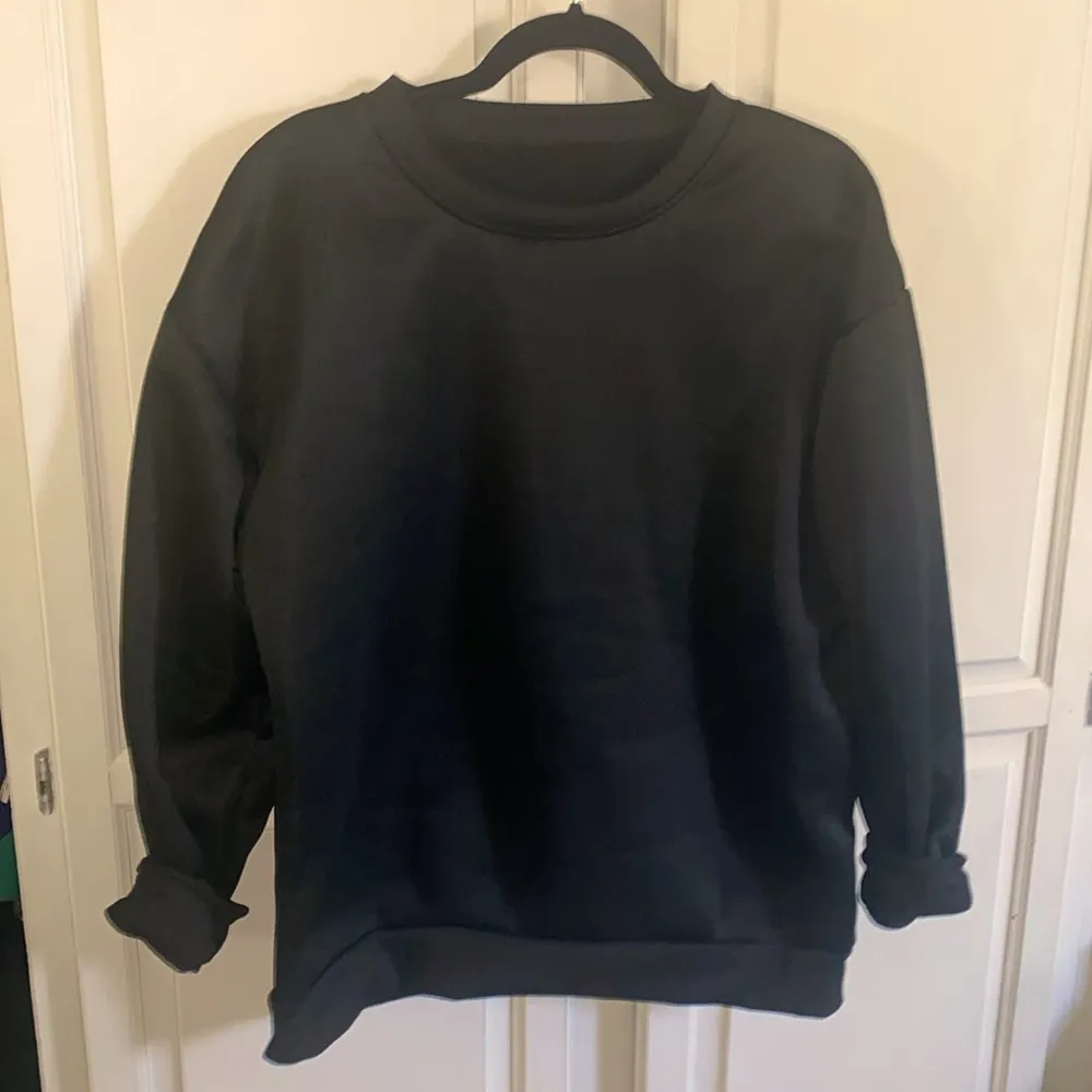 Unisex crew neck relaxed fit sweatshirt NWOT Green Size L - Image 2