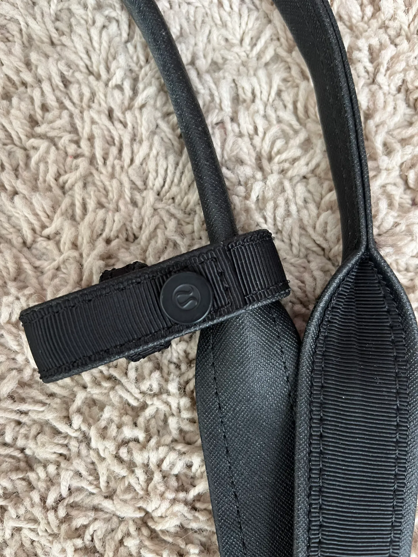 Lululemon Black  Purse - Image 4