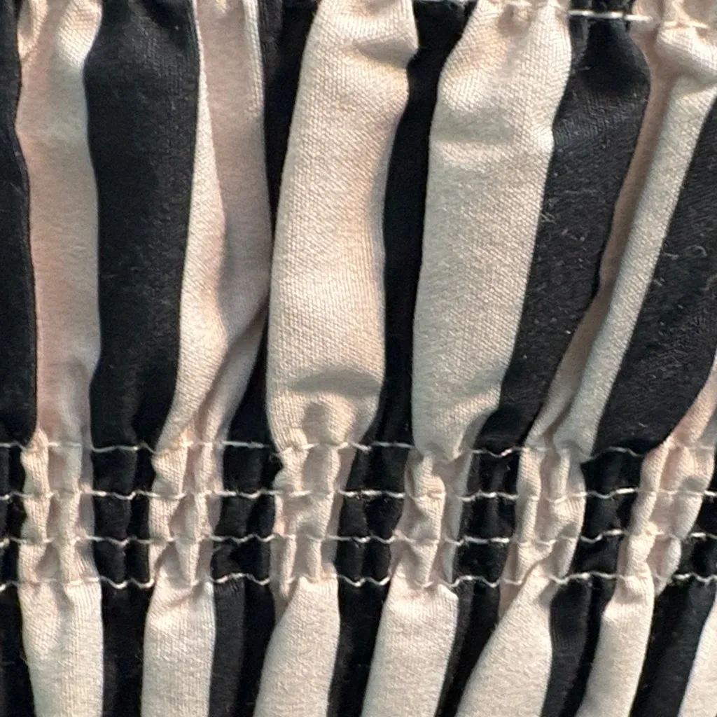 Striped Blue and White Maxi Dress w/ Pockets! Black Size undefined - Image 9