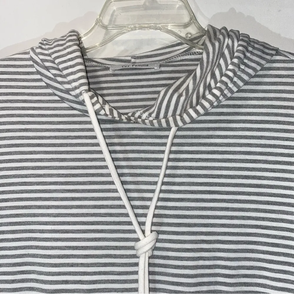 Ces Femme Striped Sweatshirt Small - Image 3