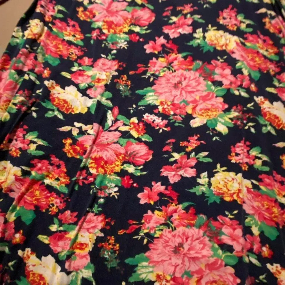 Floral Maxi Dress With Long Sleeves - Image 5