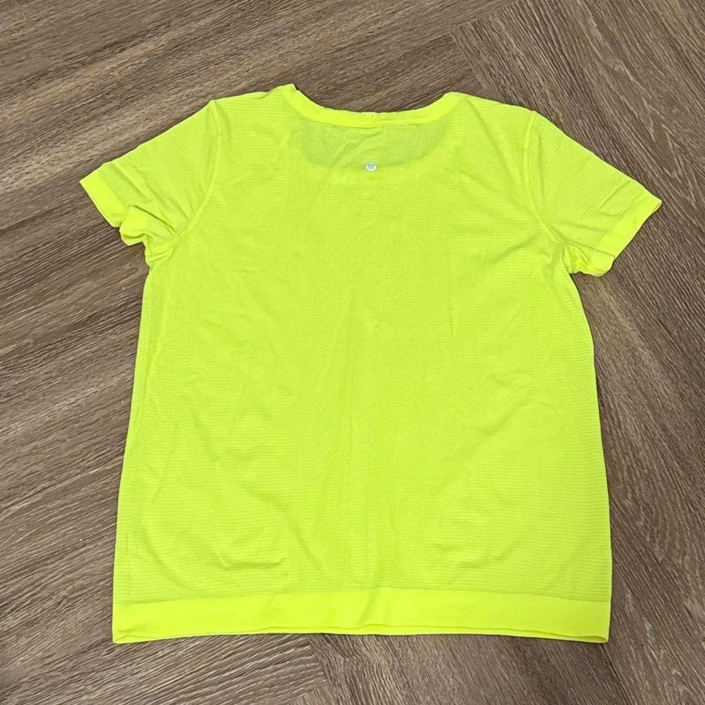 Lululemon Swiftly Tech Short Sleeve (Breeze) *Relaxed Fit - Image 5