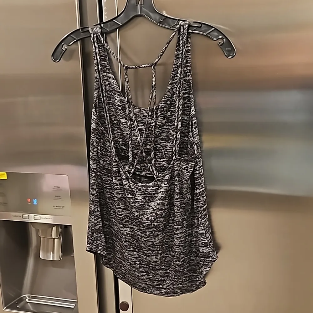 💕ON THE ROAD by YFB💕 Tank Top ~ Marled Black NWOT - Image 2