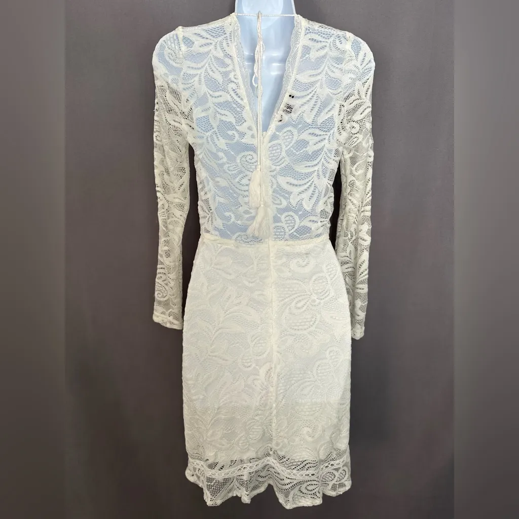 Elegant Lace Long Sleeve Dress in Cream (907) White - Image 4
