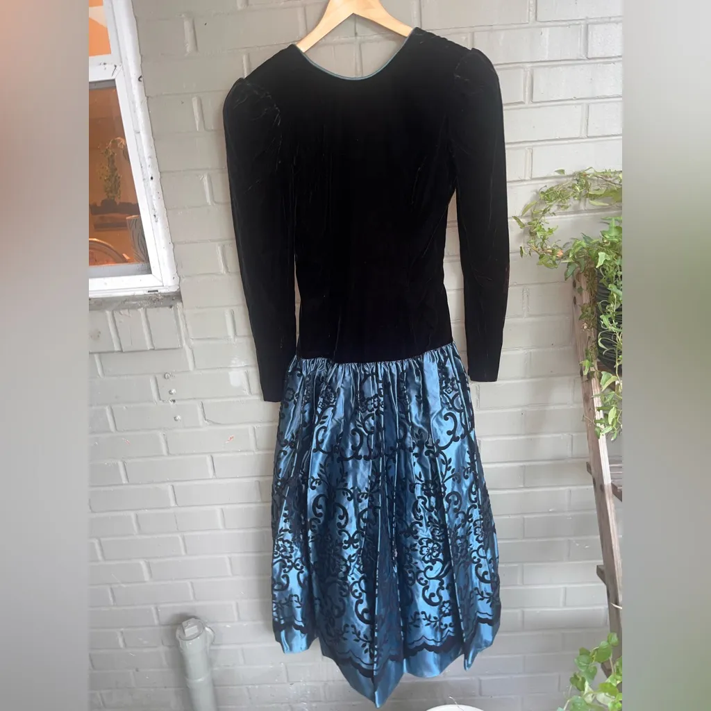 VINTAGE Jessica McClintock Black Velvet Bodice Taffeta Blue Skirt 4 - Image 2
