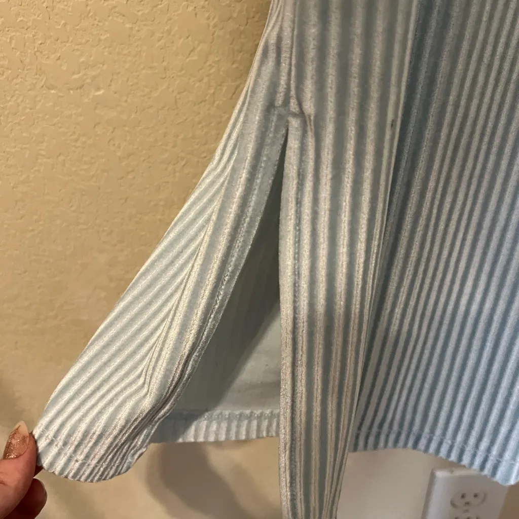 Colsie Light Blue Velour Ribbed Pants Size M - Image 3