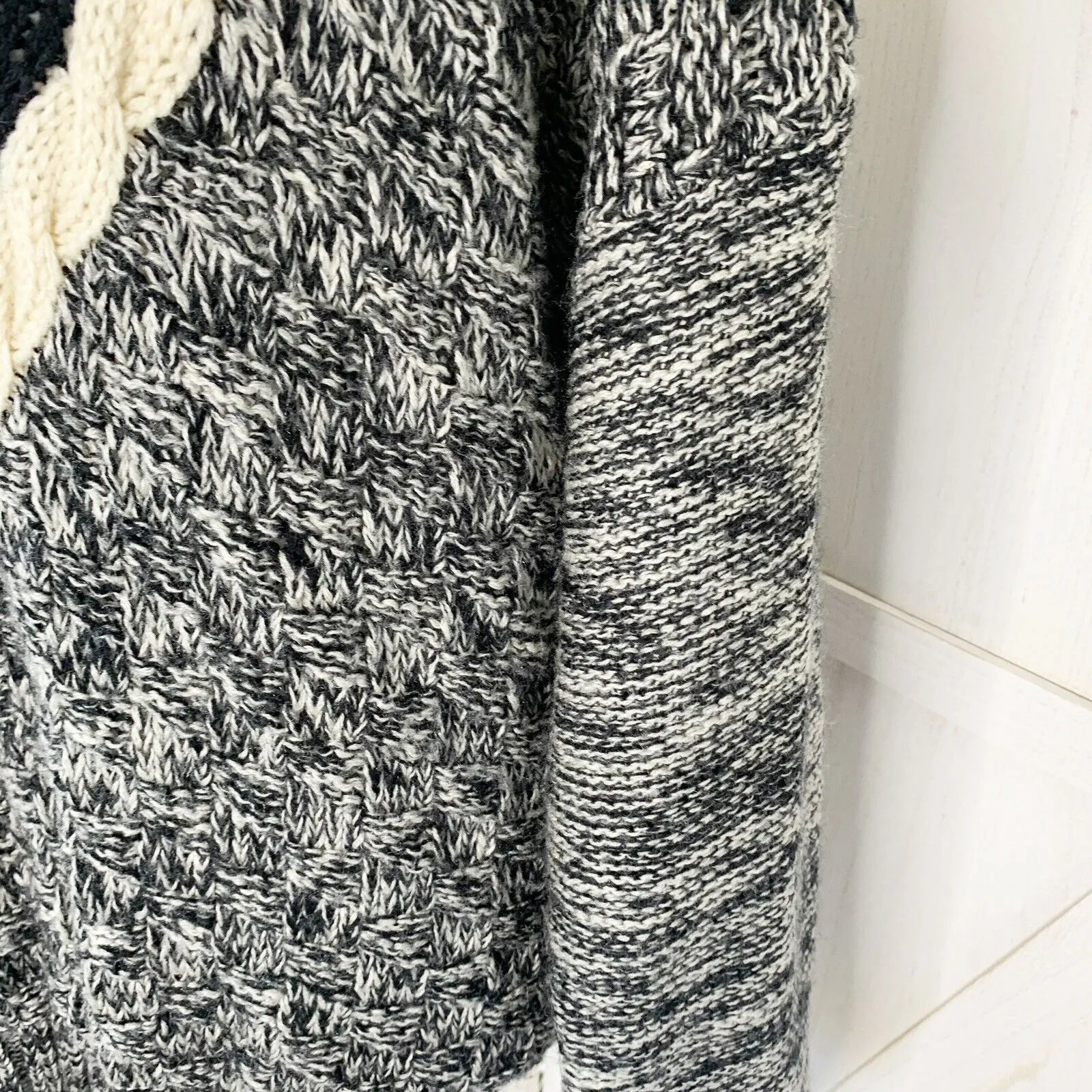 Vintage Concrete Mix 3D Cable Knit Chunky Women Sweater Fisherman Grandpa Marled Black Size M - Image 3