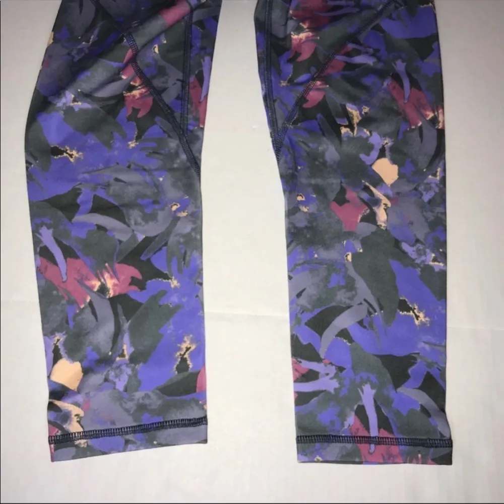 Patagonia Leggings Centered Crops Abstract Jungle Smolder Blue Sz S BNWT - Image 13