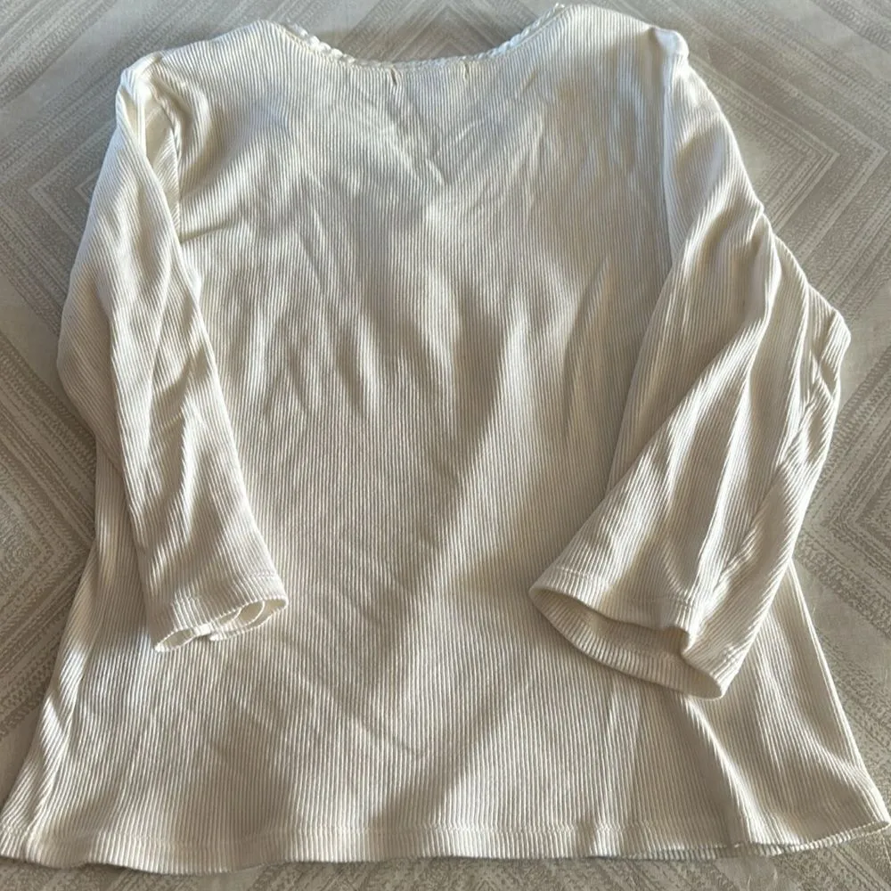 Dress Barn Women’s Ivory V Neck Button Ribbed Top - Image 5