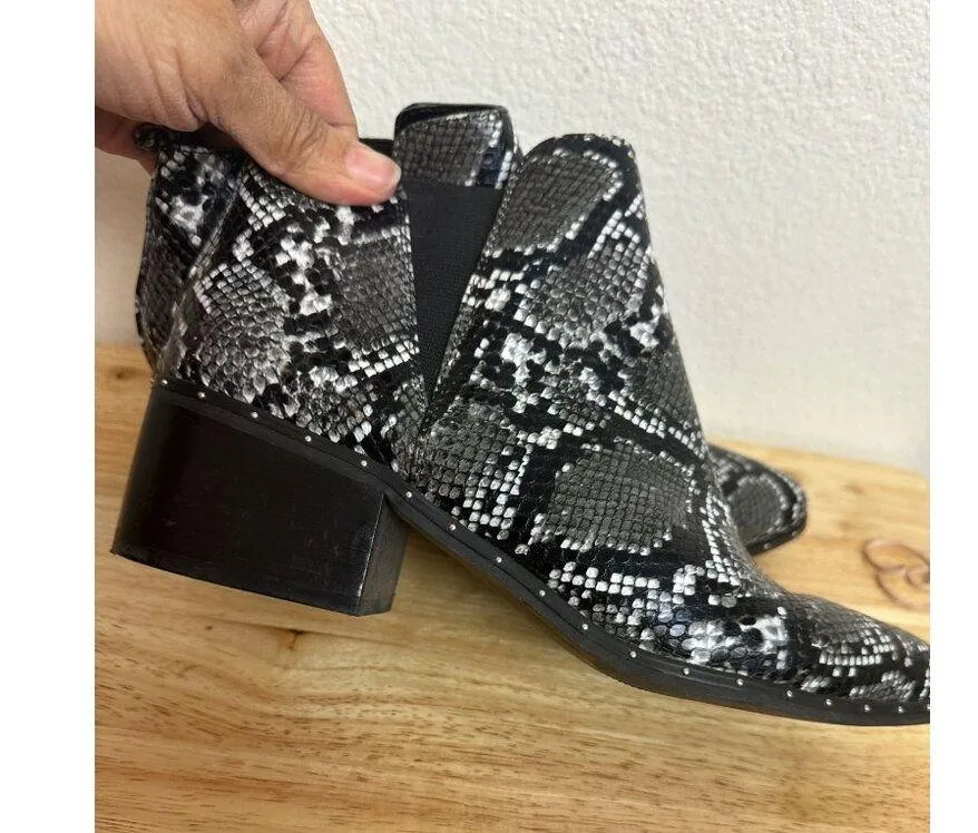 Bar III Women's Synthetic Pull On Black White Snake Skin Print  Ankle Bootie - Image 9