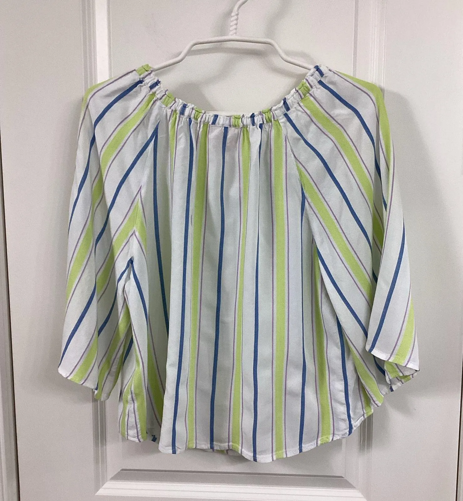 Ruby Rd . White and Green Tie Front Blouse - Image 4