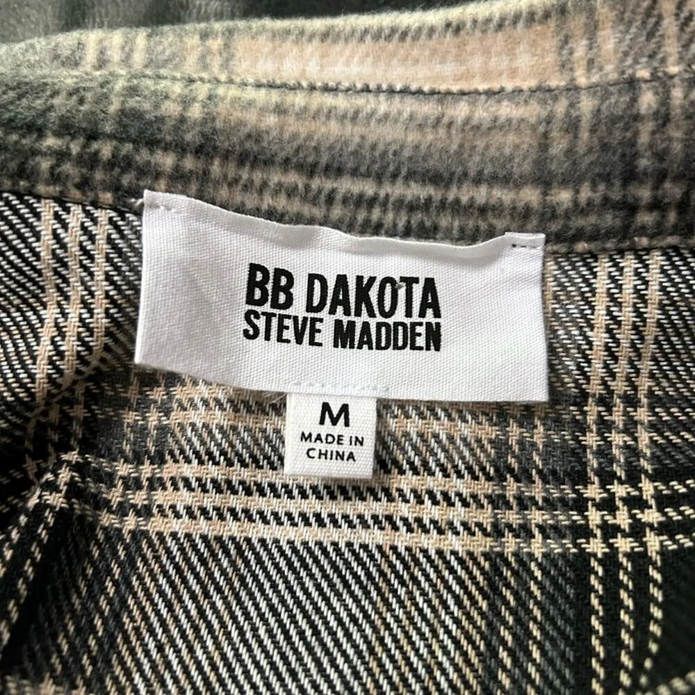 BB DAKOTA by STEVE MADDEN Plaid Flannel Boxy Shacket Size M Gray Size M - Image 3