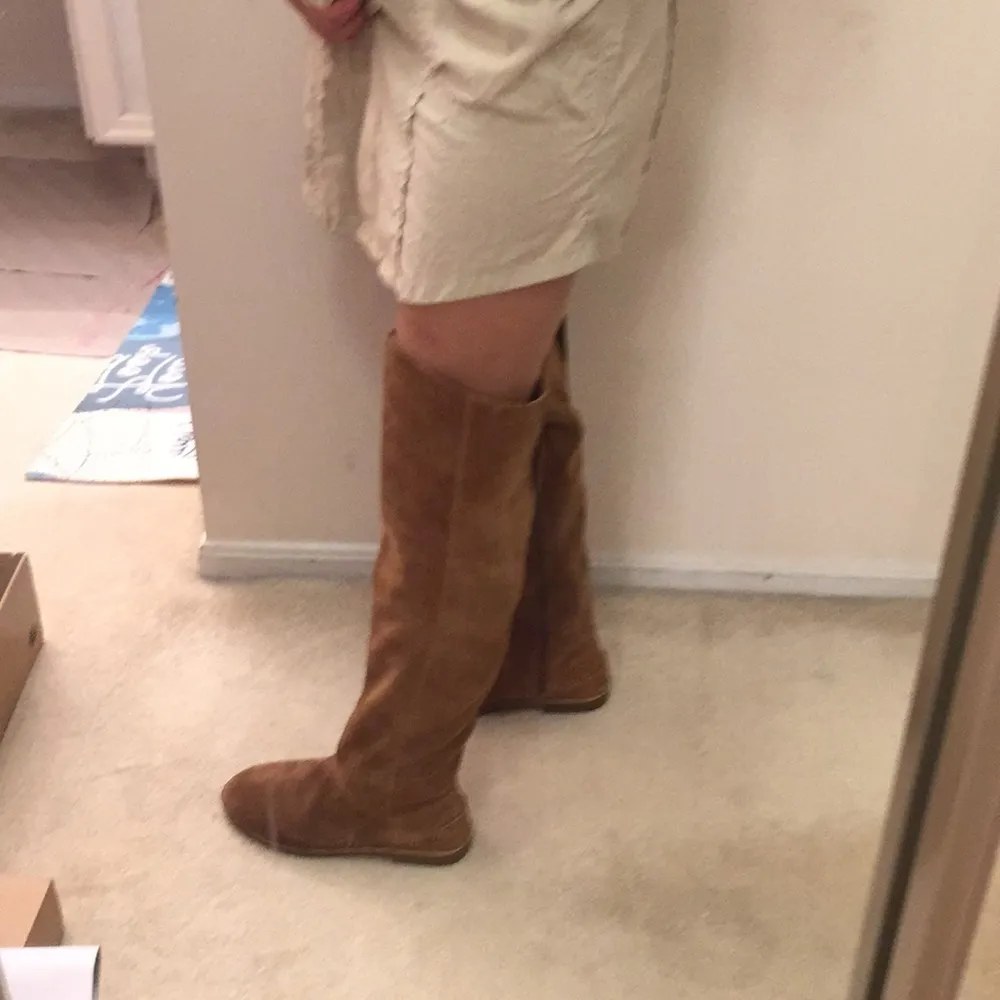 Ugg suede over the knee boots. 7 - Image 4