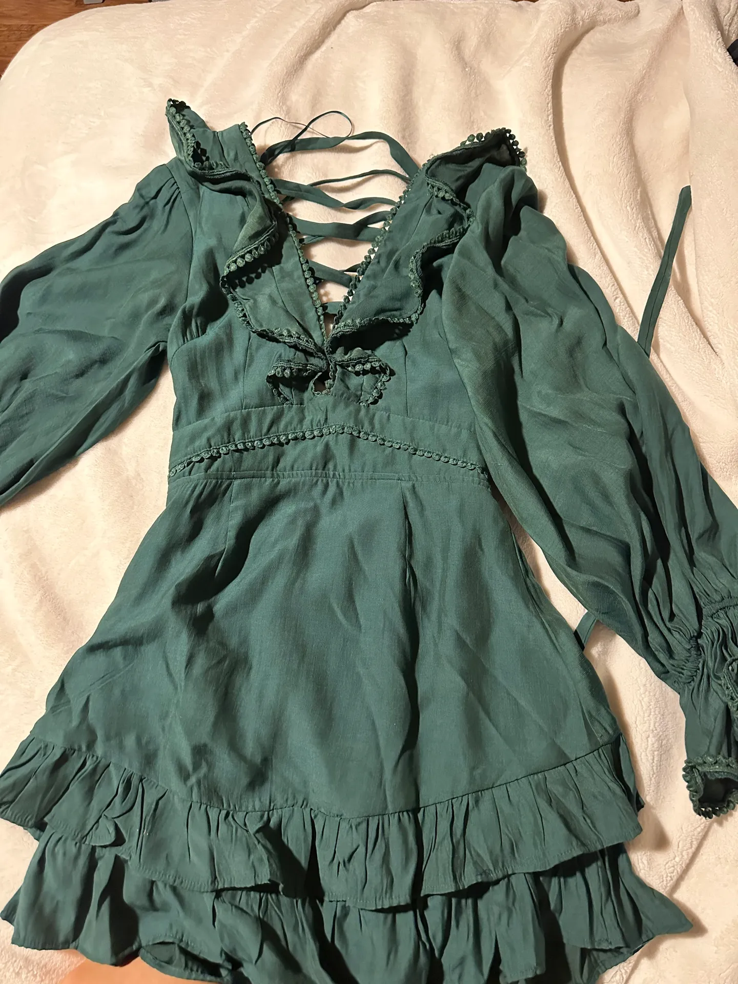 Long Sleeve Green Dress - Image 2