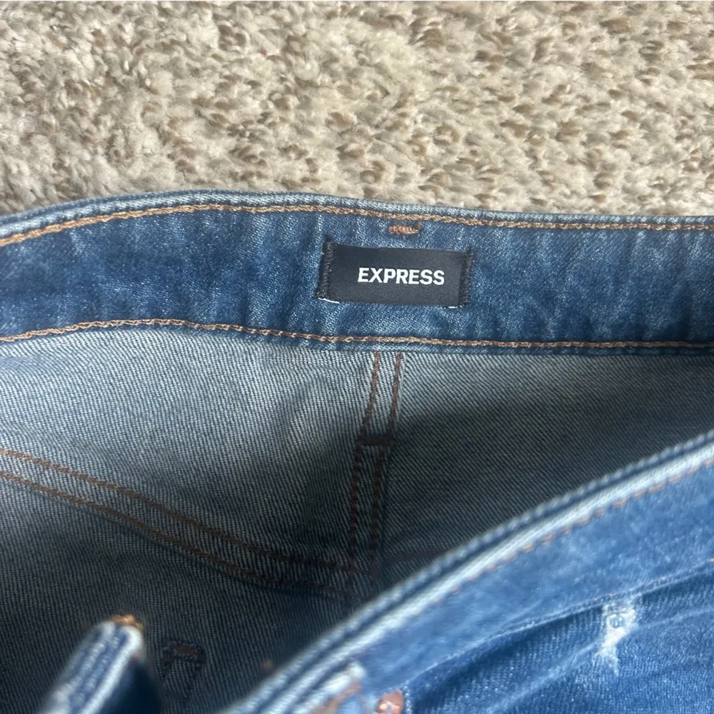 Express Blue Boyfriend Mid Rise Jeans Denim Casio Distressed 10 - Image 3