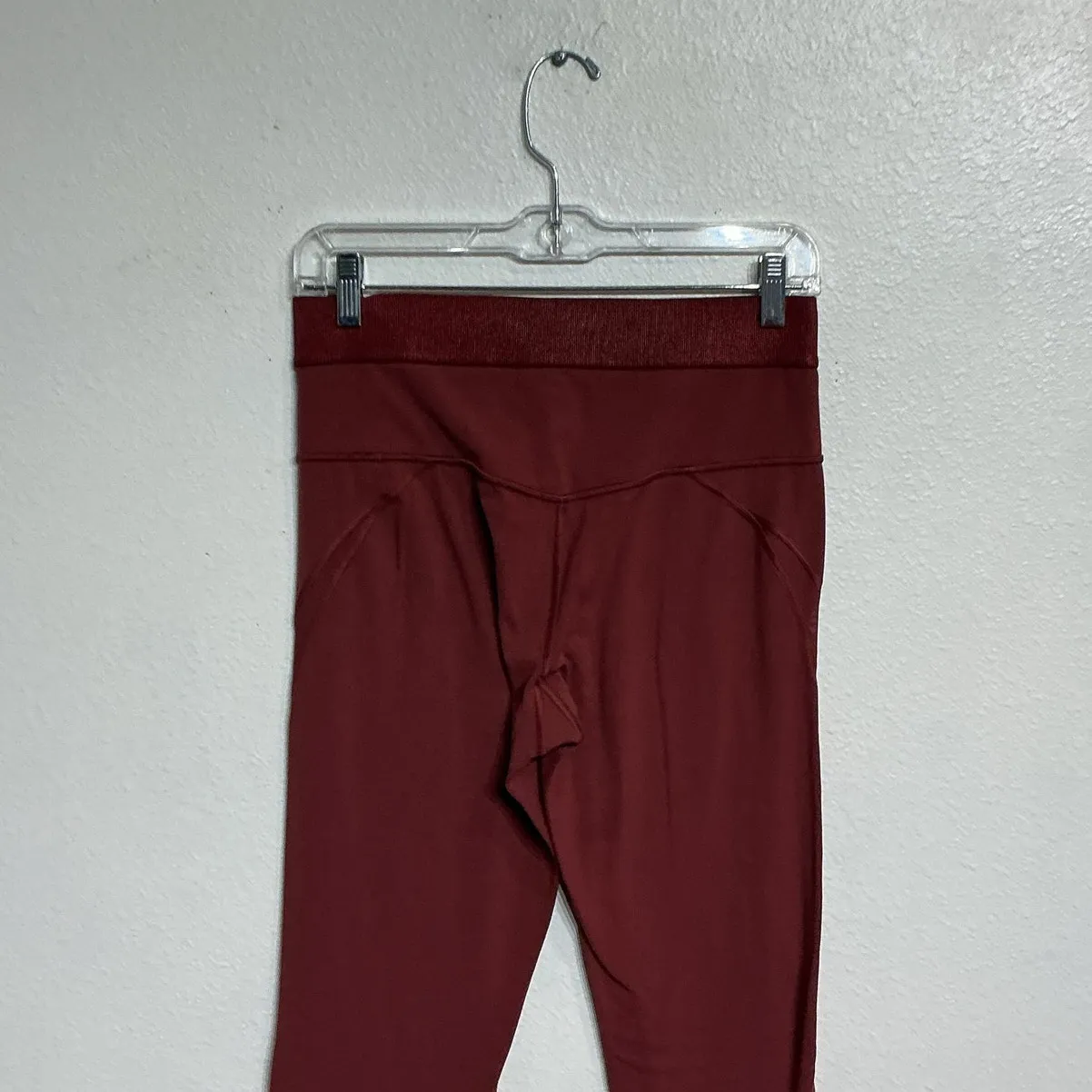Athleta Maple Red Aura Heel Tight Leggings Sz M - Image 10