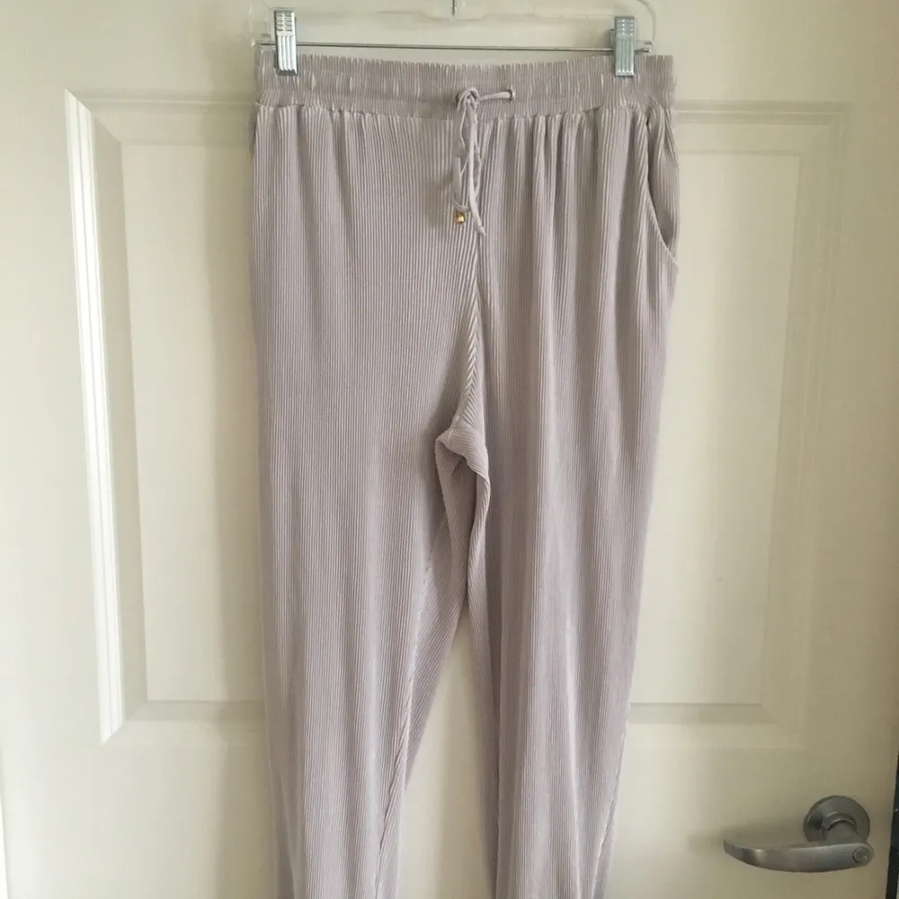 Akira Ribbed Jogger Pants - Image 5