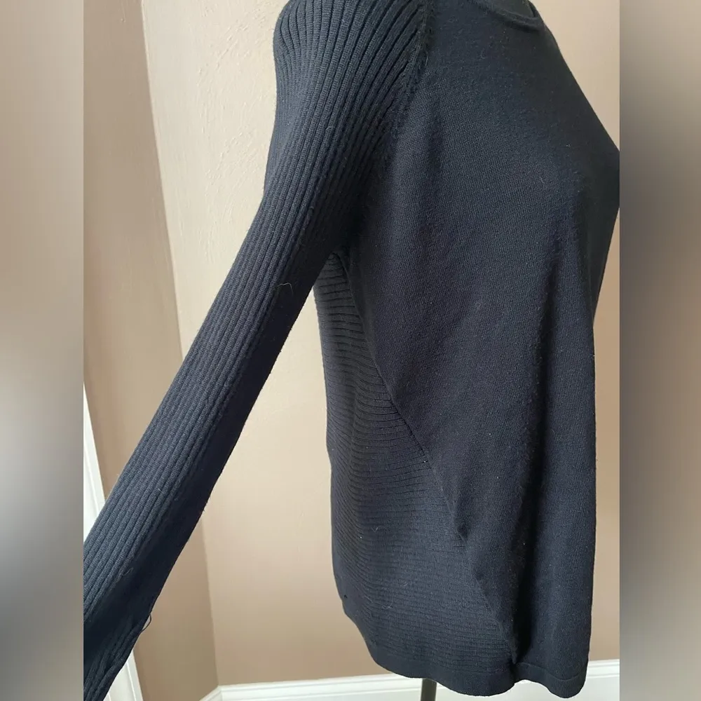 Cupio Women’s Sweater in Black - Image 6