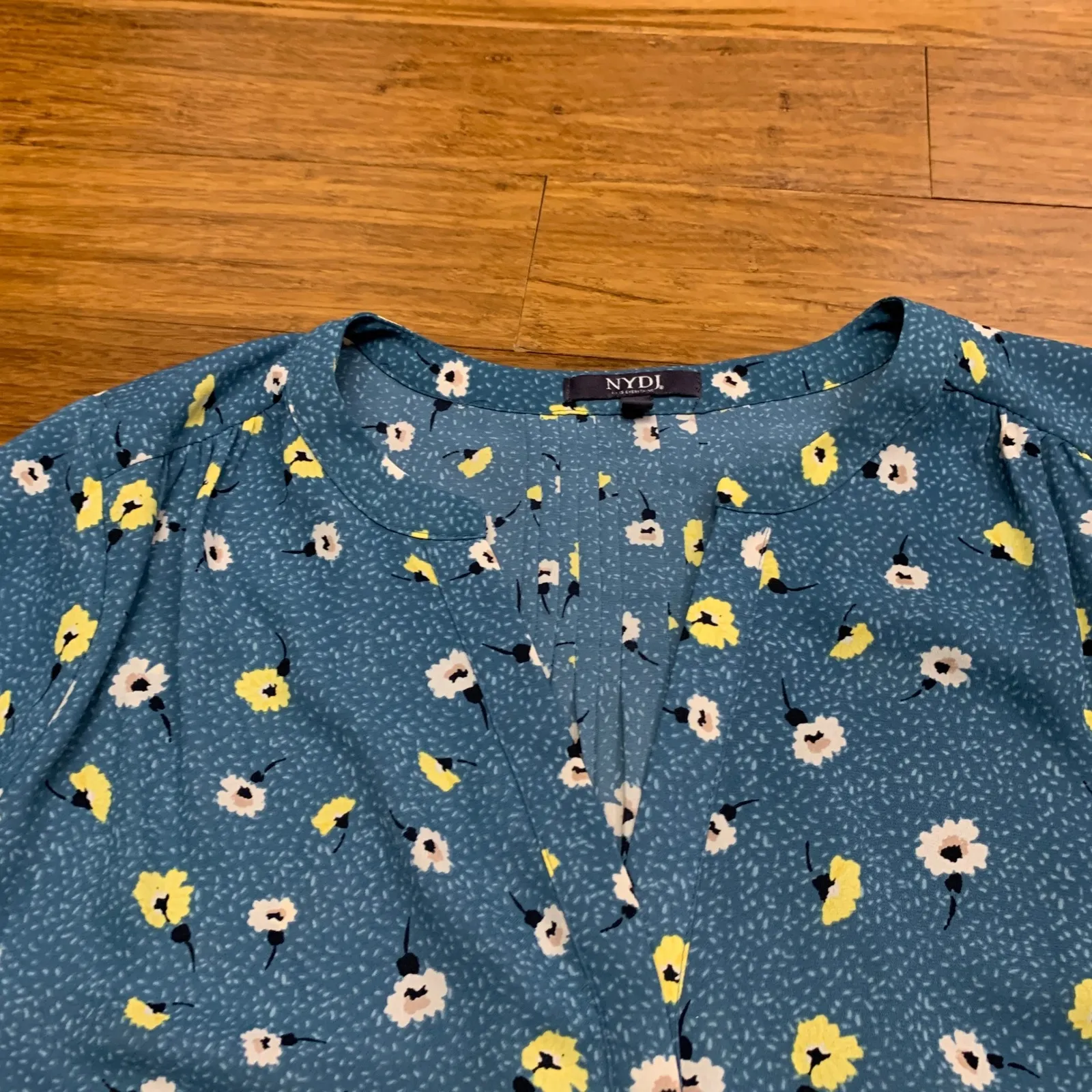 NYDJ Womens Floral Print V Neck 3/4 Sleeve Blouse Teal Yellow White Size Medium - Image 2
