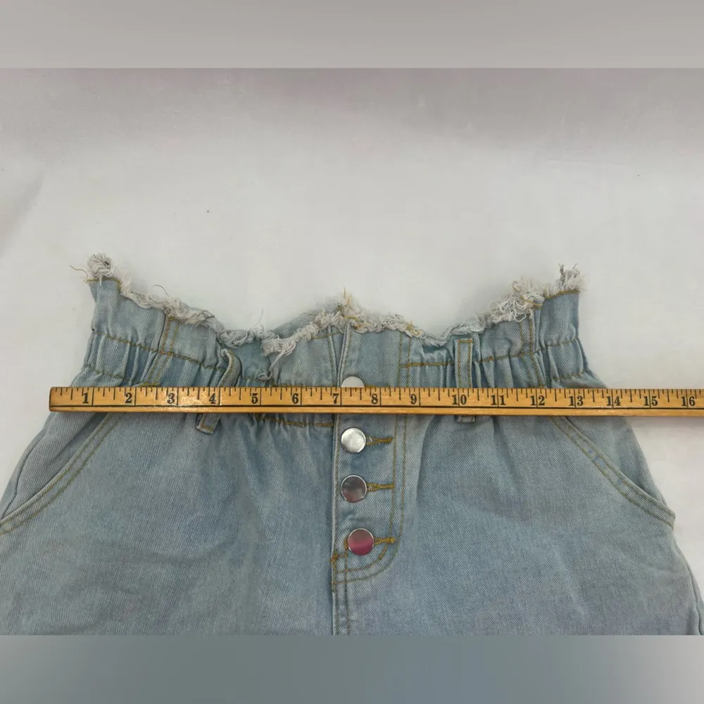 SHEIN Paper Bag Shorts M - Image 4