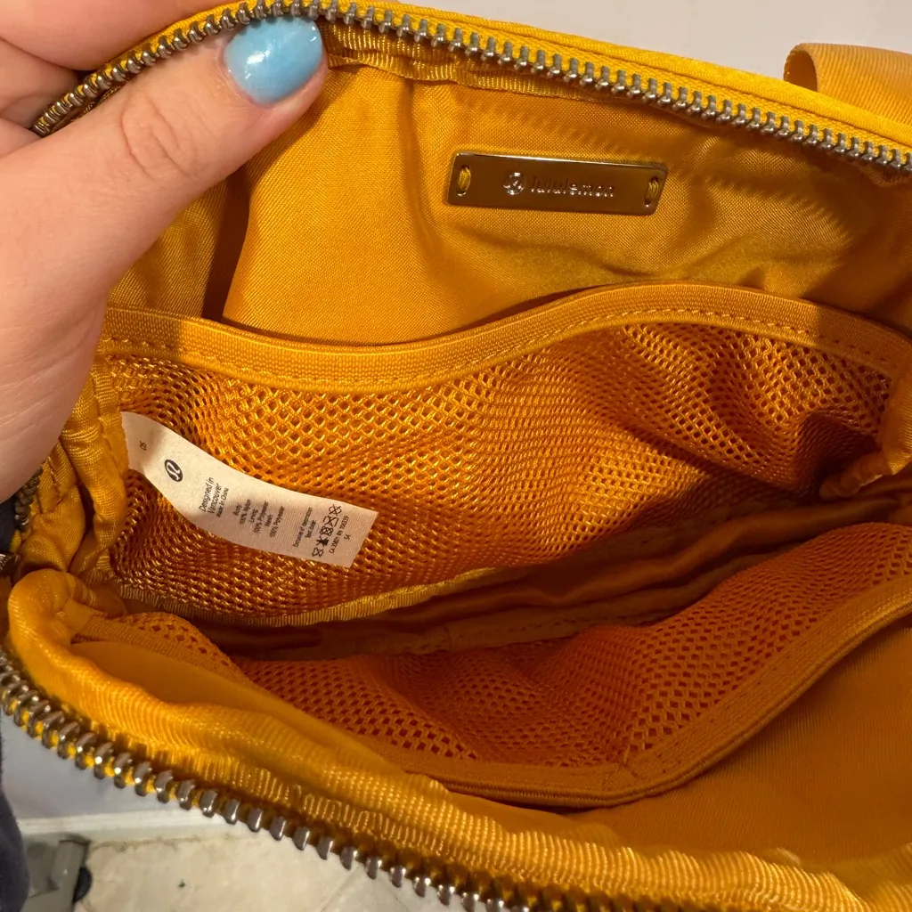 Sunshine yellow lululemon belt bag - Image 2