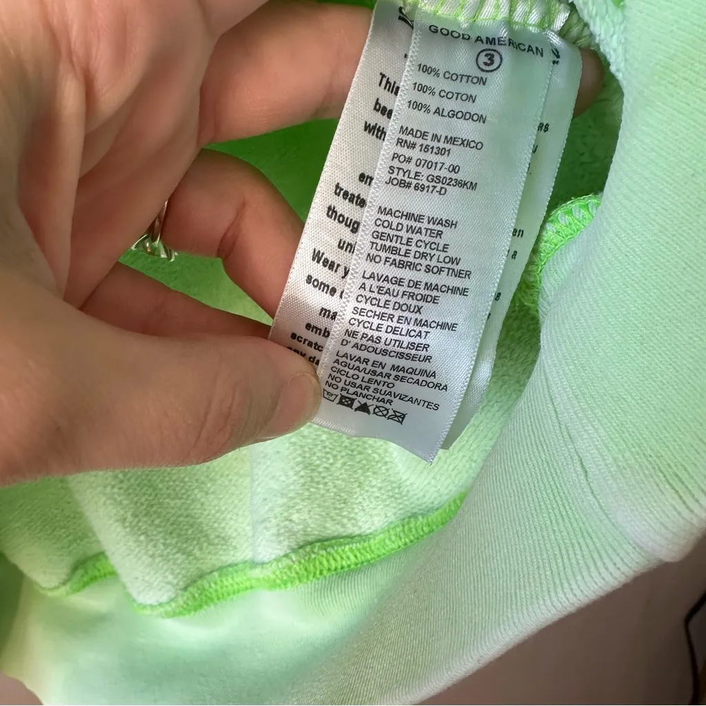 Good American Size L Boyfriend Crew Neck Sweatshirt in Electric Lime Neon Green - Image 6