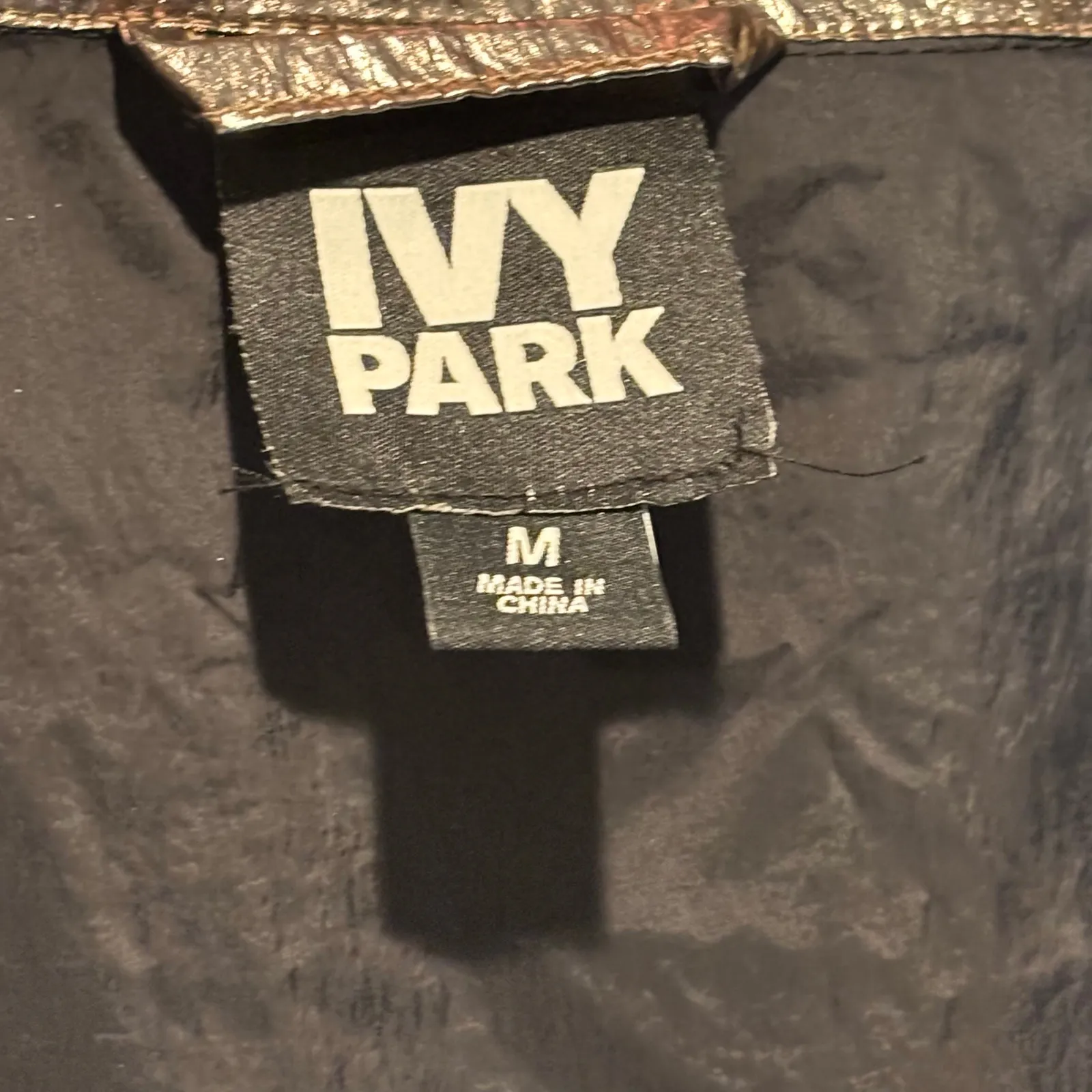 Ivy Park  Metallic Half Zip Pullover Jacket - size Medium - Image 6